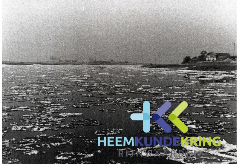 RW-HoogWater.25-VeerLooIJs300150 F00003188